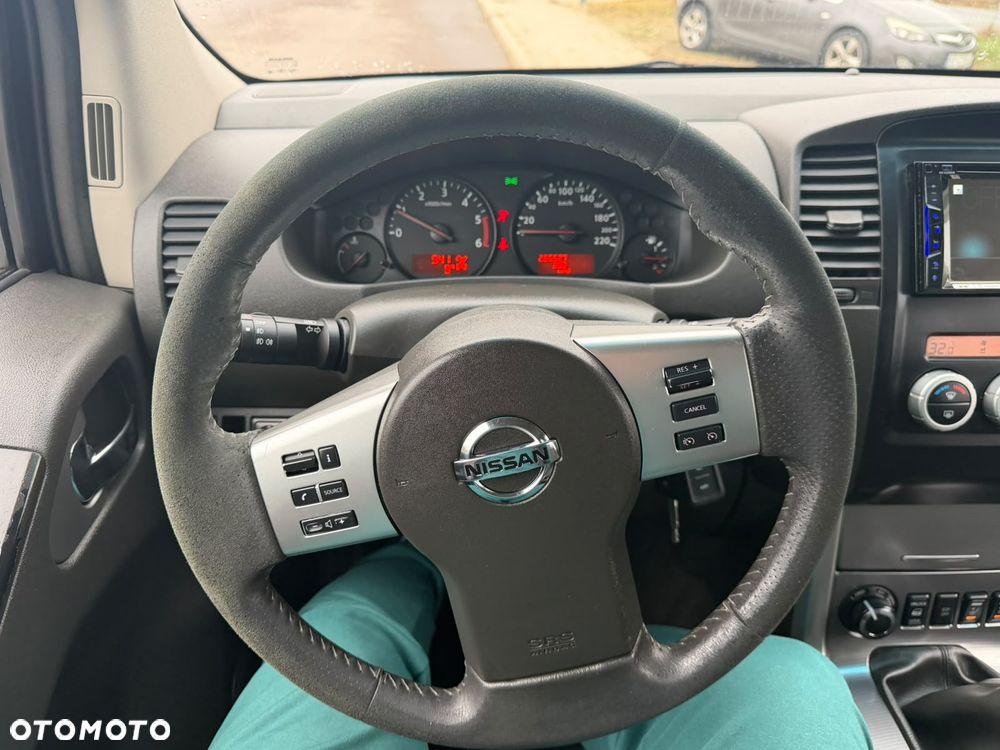 Nissan Navara XE - 23