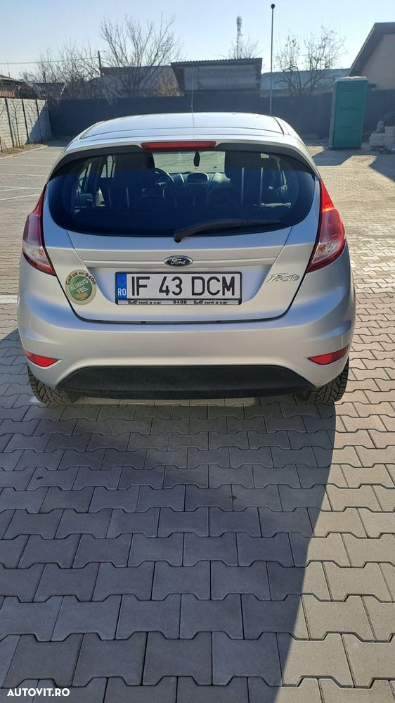 Ford Fiesta - 2