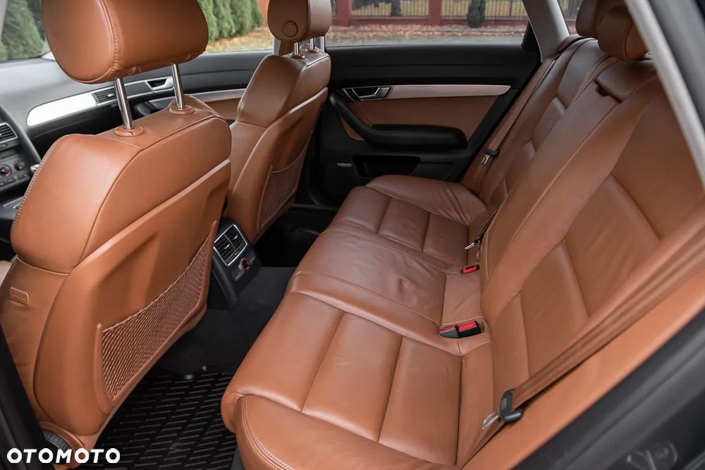 Audi A6 2.4 - 9
