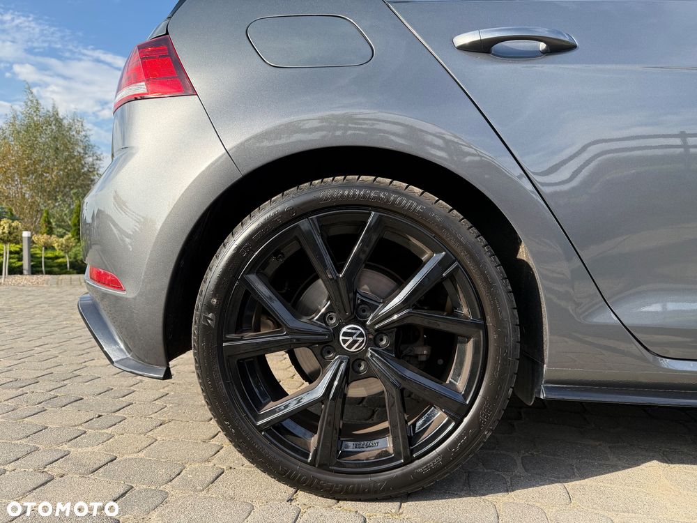 Volkswagen Golf 1.5 TSI OPF R-Line - 17