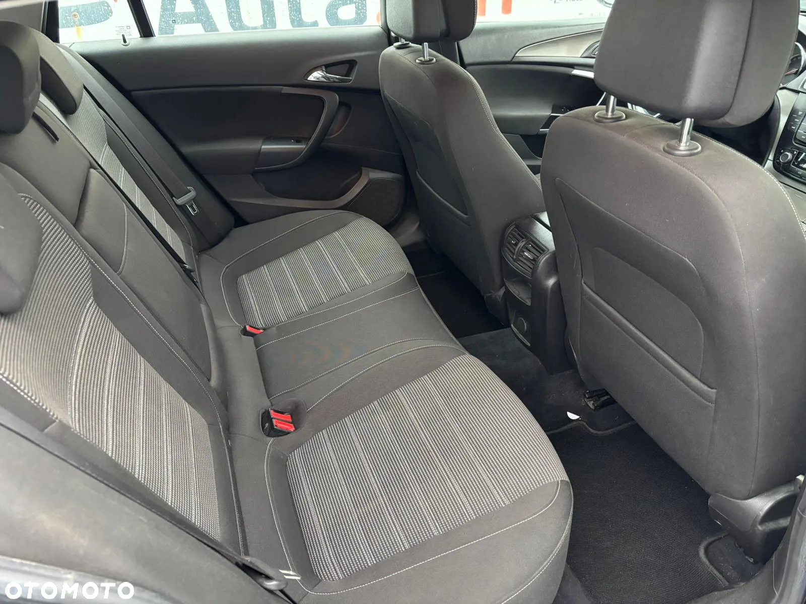 Opel Insignia 2.0 CDTI Sports Tourer - 10