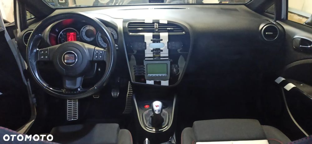 Seat Leon 2.0 T FSI Cupra R - 6