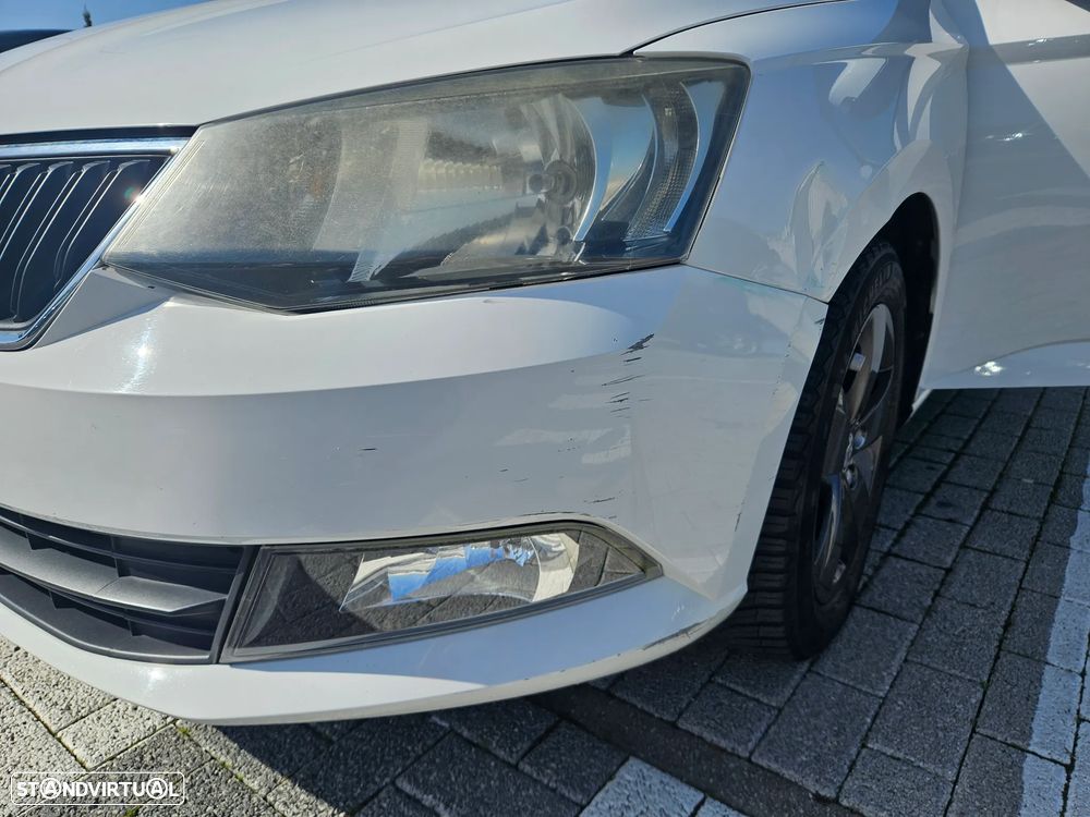 Skoda Fabia Break 1.2 TSi Active DSG - 14