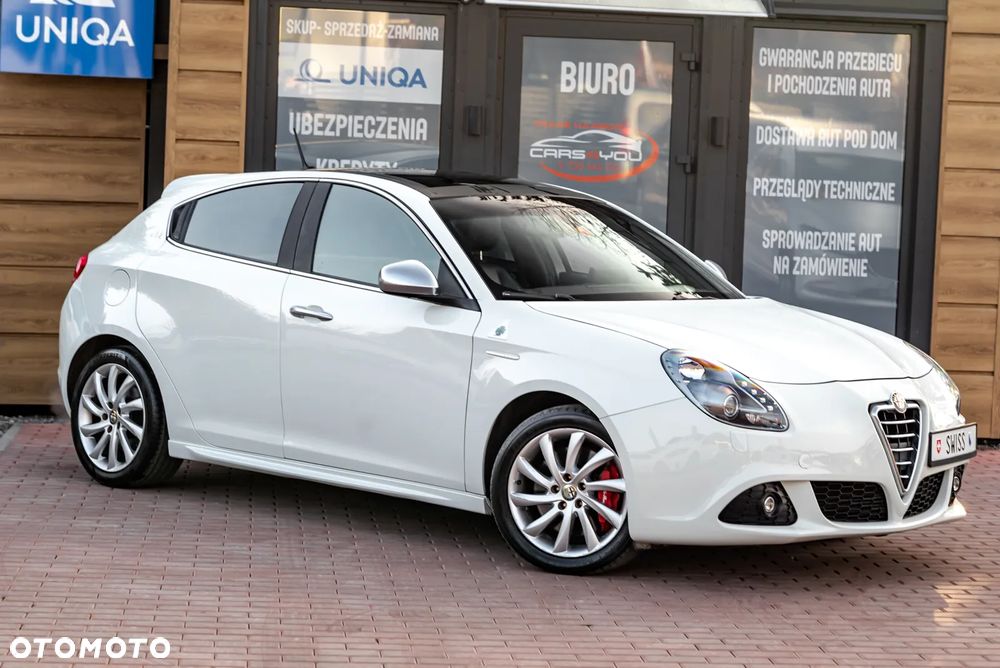 Alfa Romeo Giulietta 1.8 TBi 16V Quadrifoglio Verde - 4