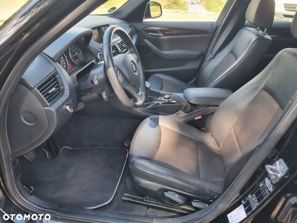 BMW X1 sDrive20d EfficientDynamics Edition xLine - 11