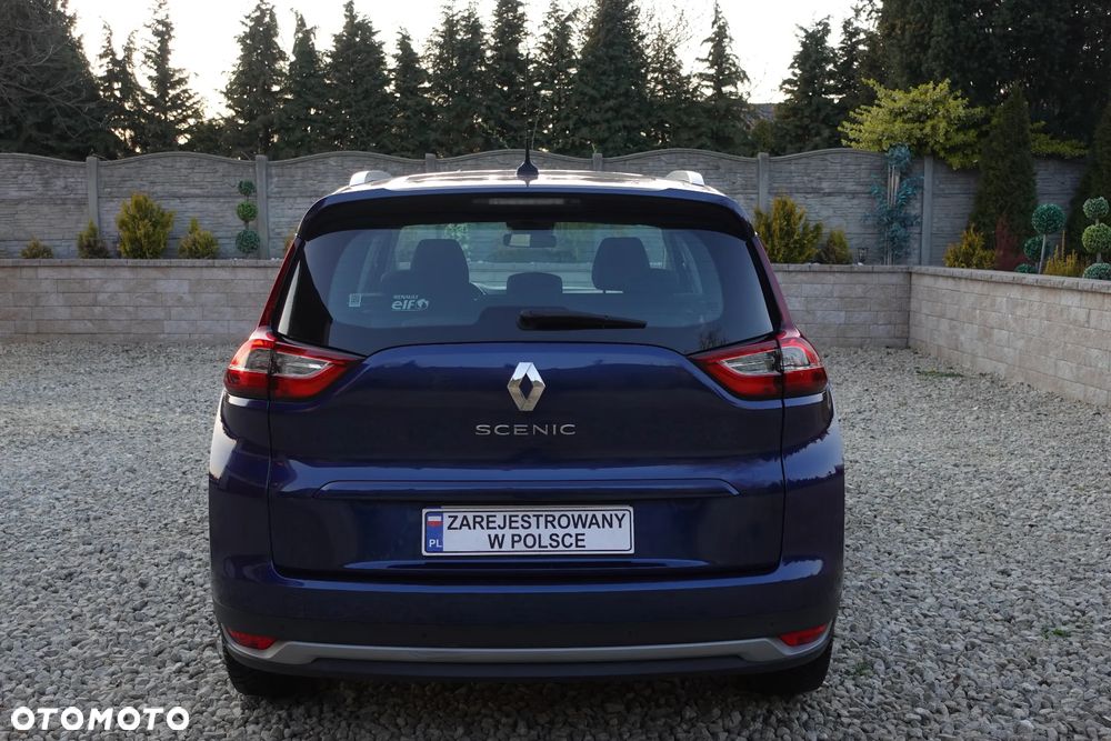 Renault Grand Scenic - 10