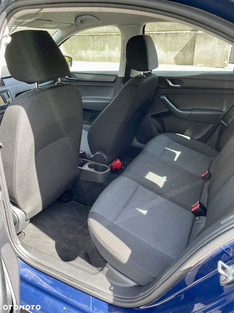Skoda RAPID 1.2 TSI Active - 11