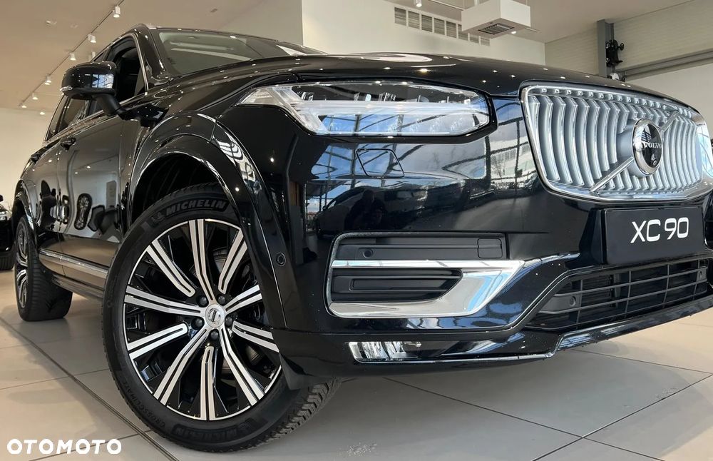 Volvo XC 90 B5 D AWD Ultimate Dark 7os - 3