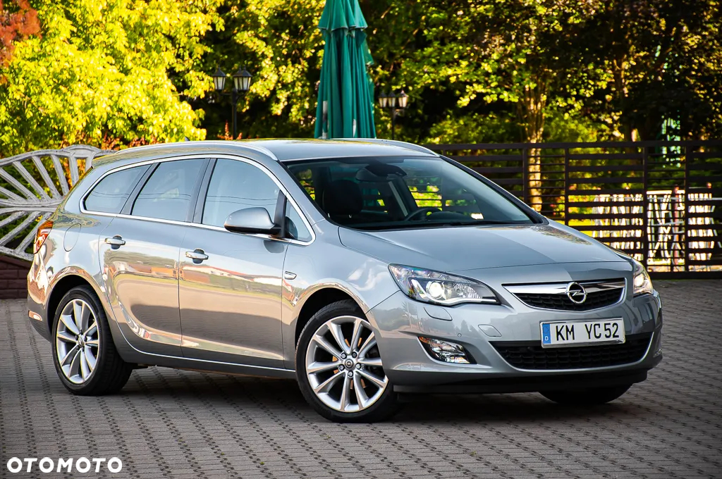Opel Astra 1.4 Turbo Edition - 10