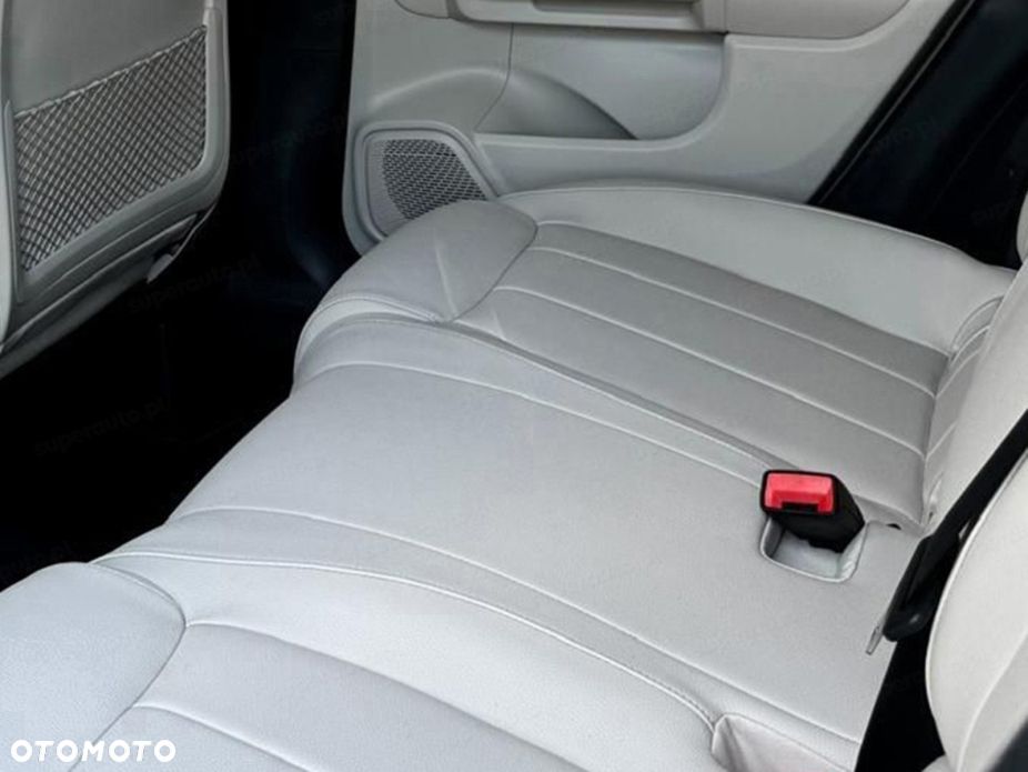 Mercedes-Benz GLA 200 Progressive - 16