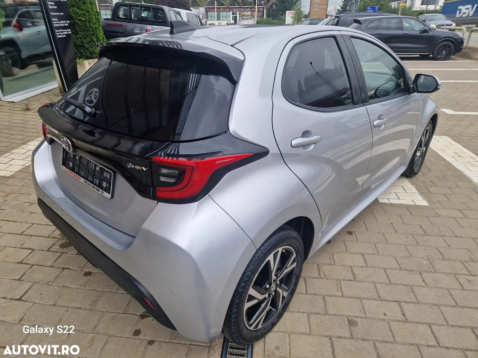 Toyota Yaris - 5