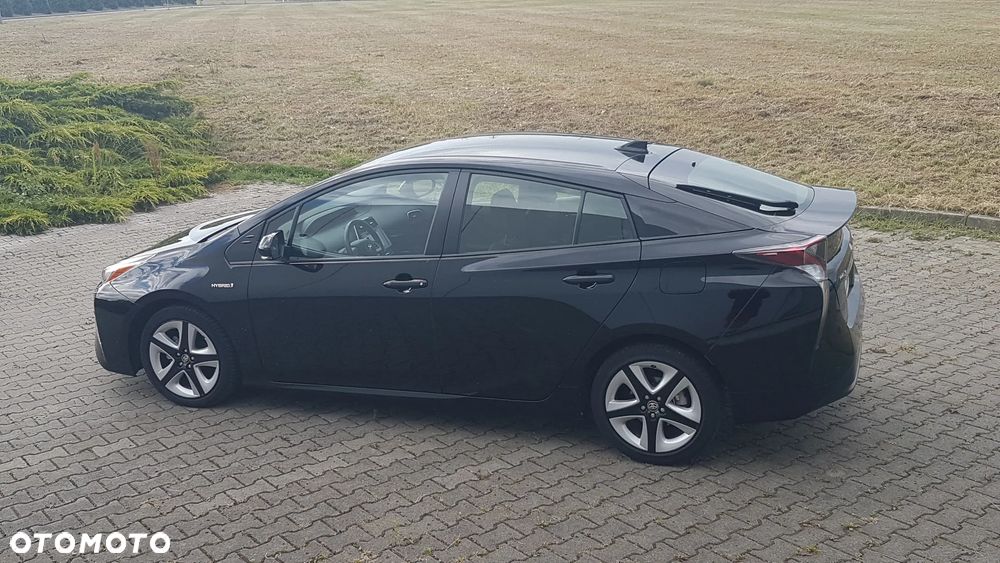 Toyota Prius Hybrid Executive - 5