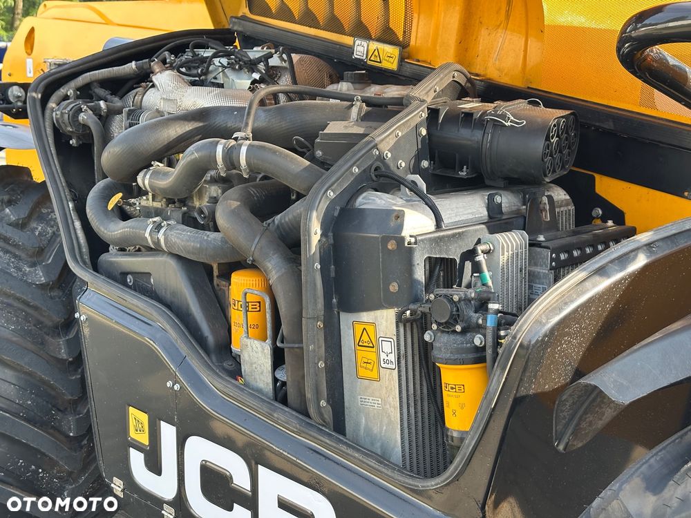 JCB 542-70 Industrial Plus - 25