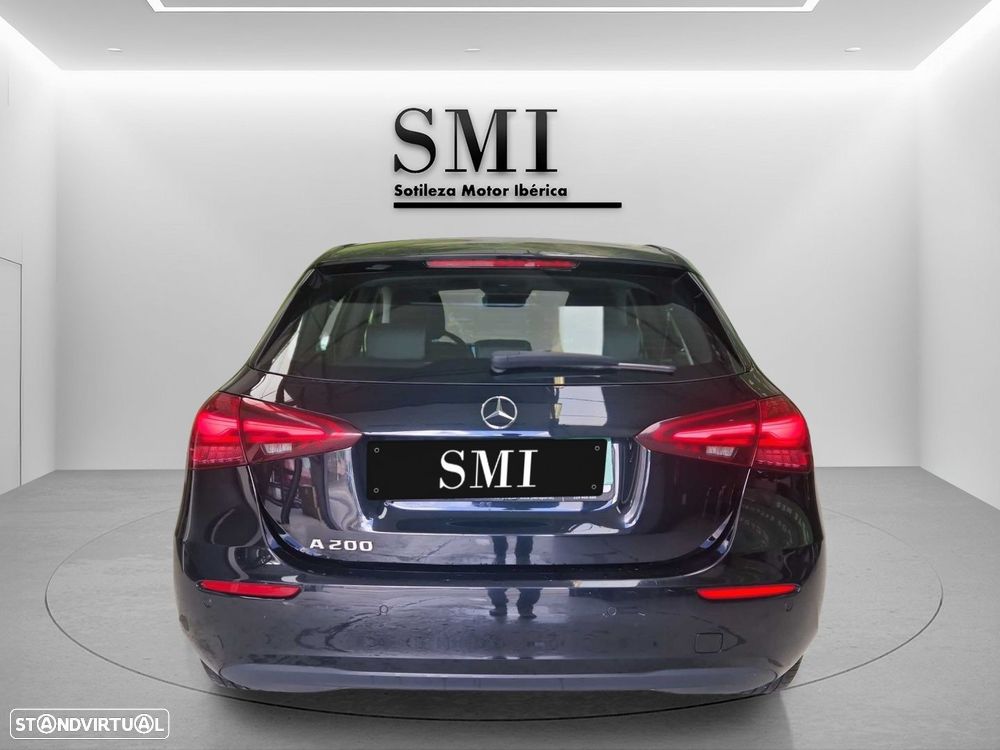 Mercedes-Benz A 200 Standard - 8