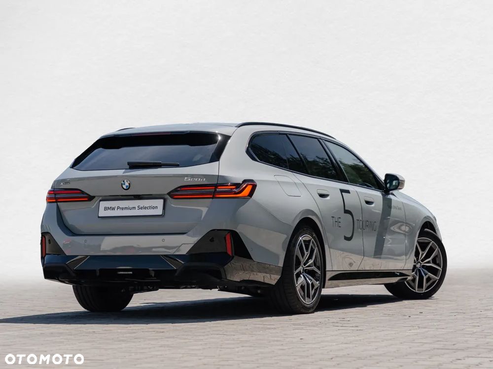 BMW Seria 5 520d xDrive mHEV M Sport sport - 4