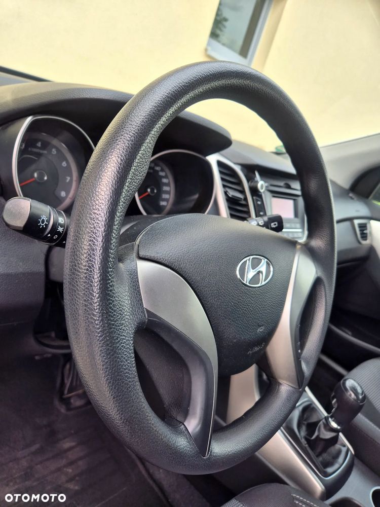 Hyundai i30 1.4 Classic + - 20