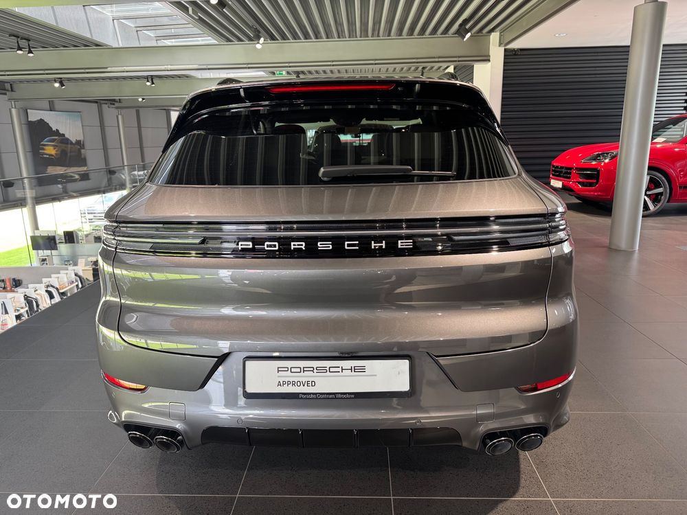 Porsche Cayenne S - 6