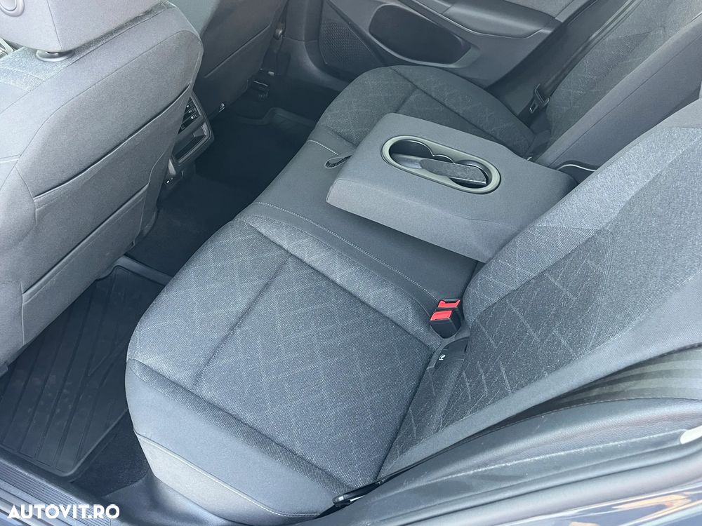 Volkswagen Golf 1.5 eTSI MHEV 130CP DSG Life - 12