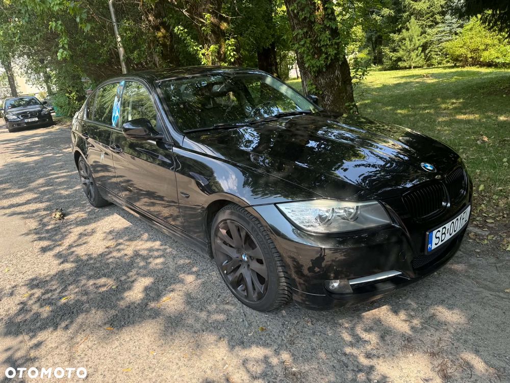 BMW Seria 3 320i - 1