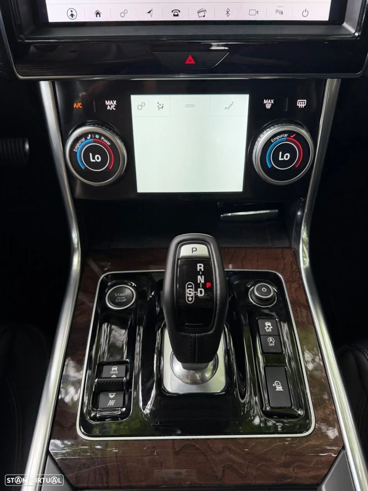 Jaguar XE 2.0 D R-Dynamic S - 21
