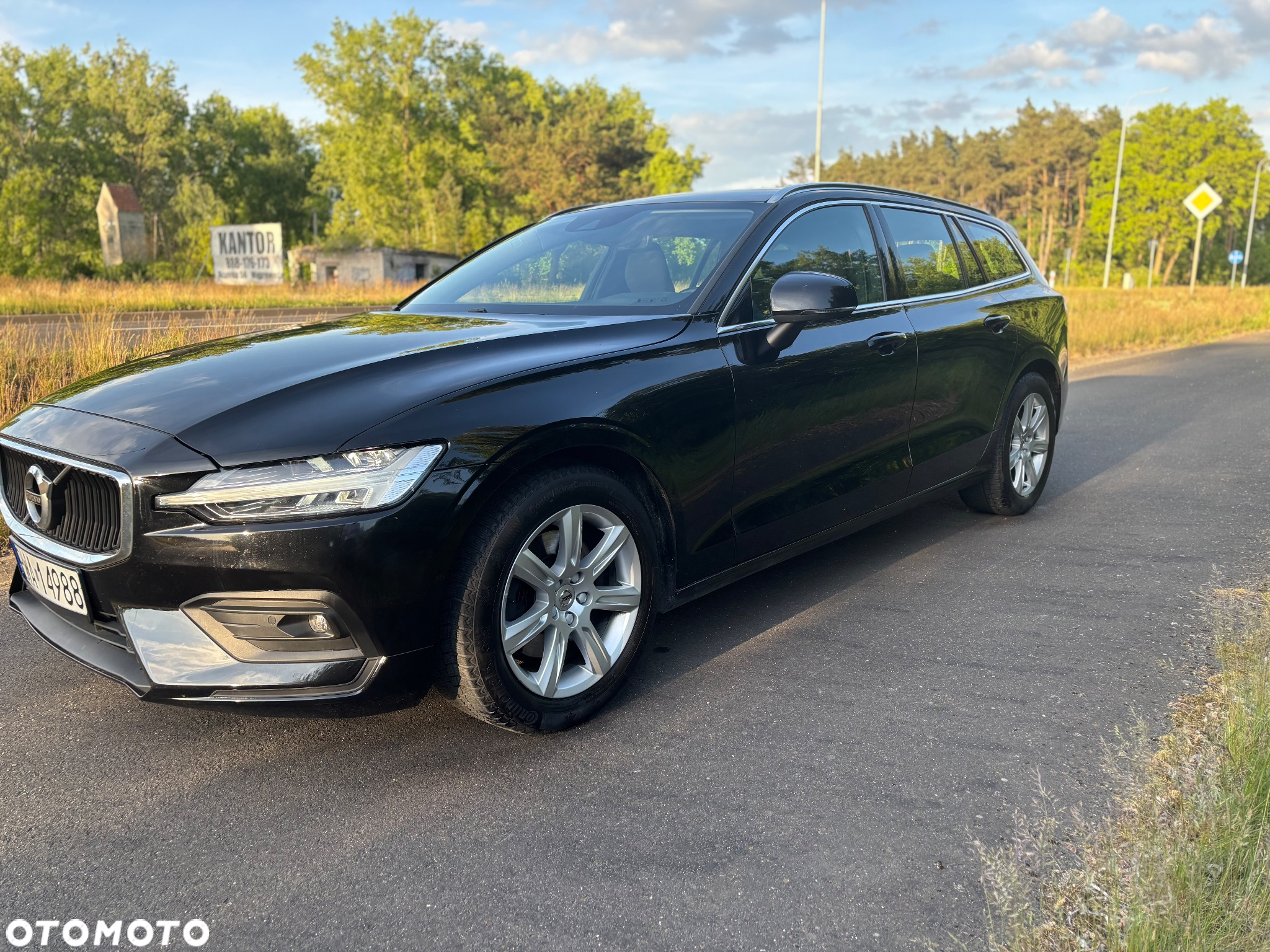 Volvo V60 B3 B Momentum Pro - 12