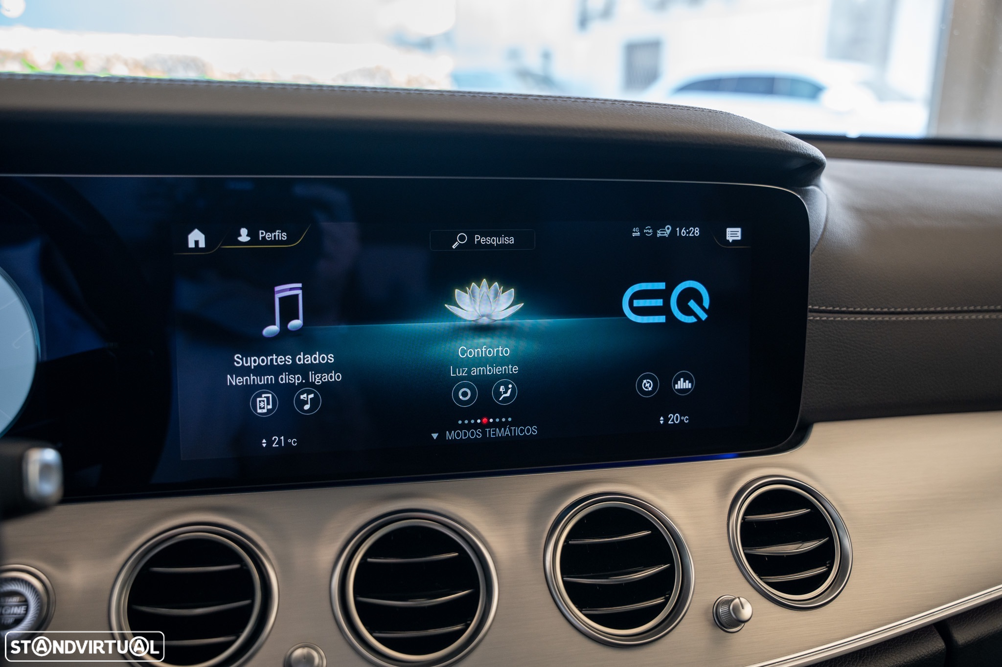 Mercedes-Benz E 300 de AMG Line 4Matic - 29