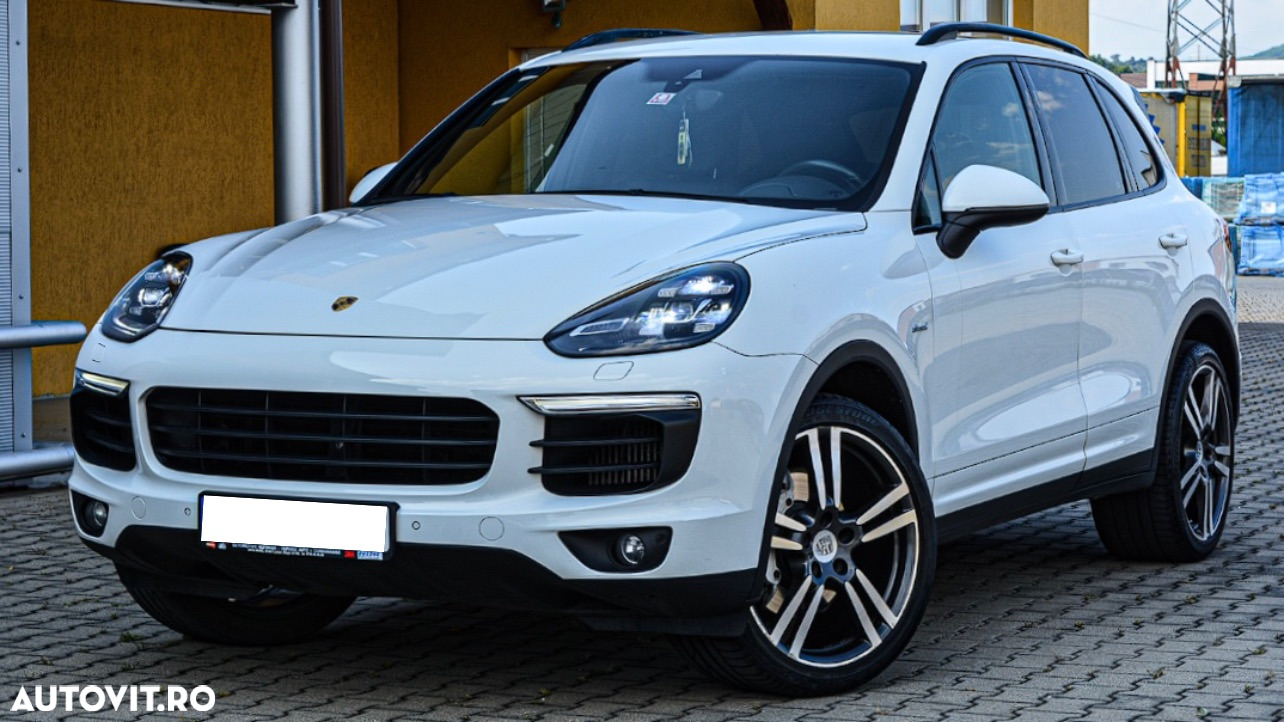 Porsche Cayenne 3.0 L - 3