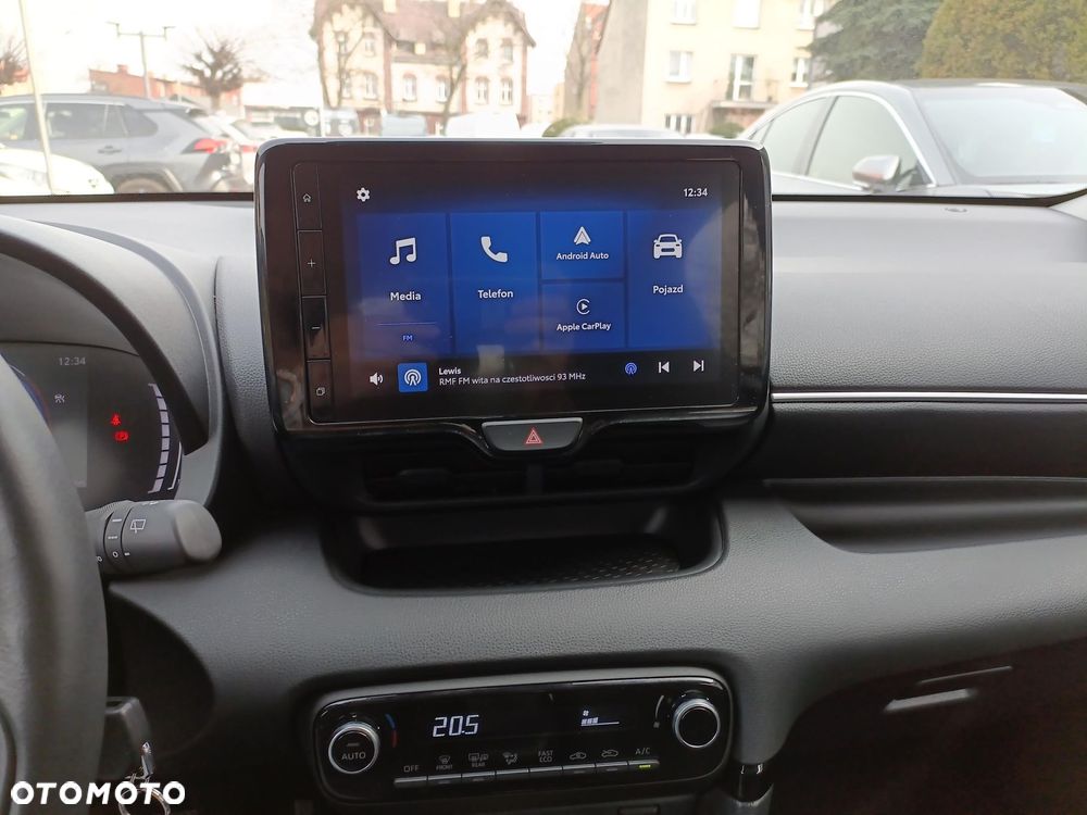 Toyota Yaris Hybrid 1.5 Style - 18