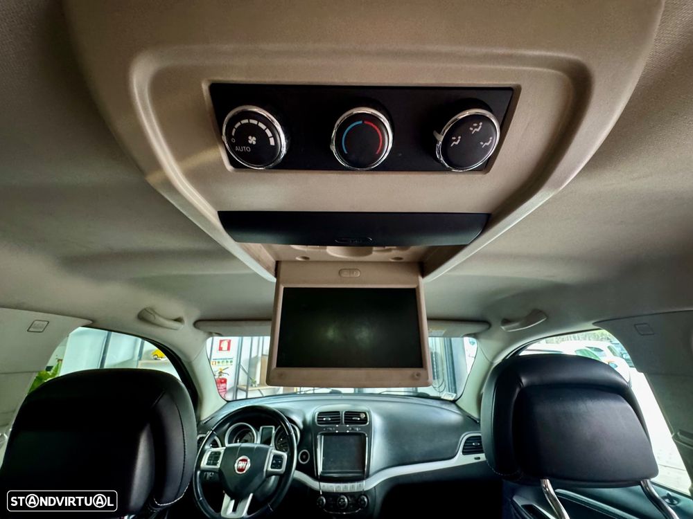 Fiat Freemont 2.0 M-Jet Urban - 10