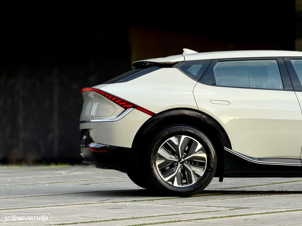 Kia EV6 77.4 kWh Tech - 51