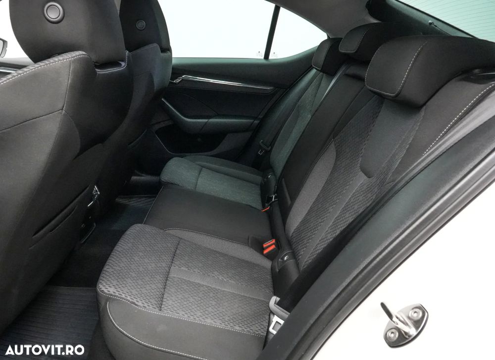 Skoda Octavia 1.0 TSI DSG Mild Hybrid Style - 15