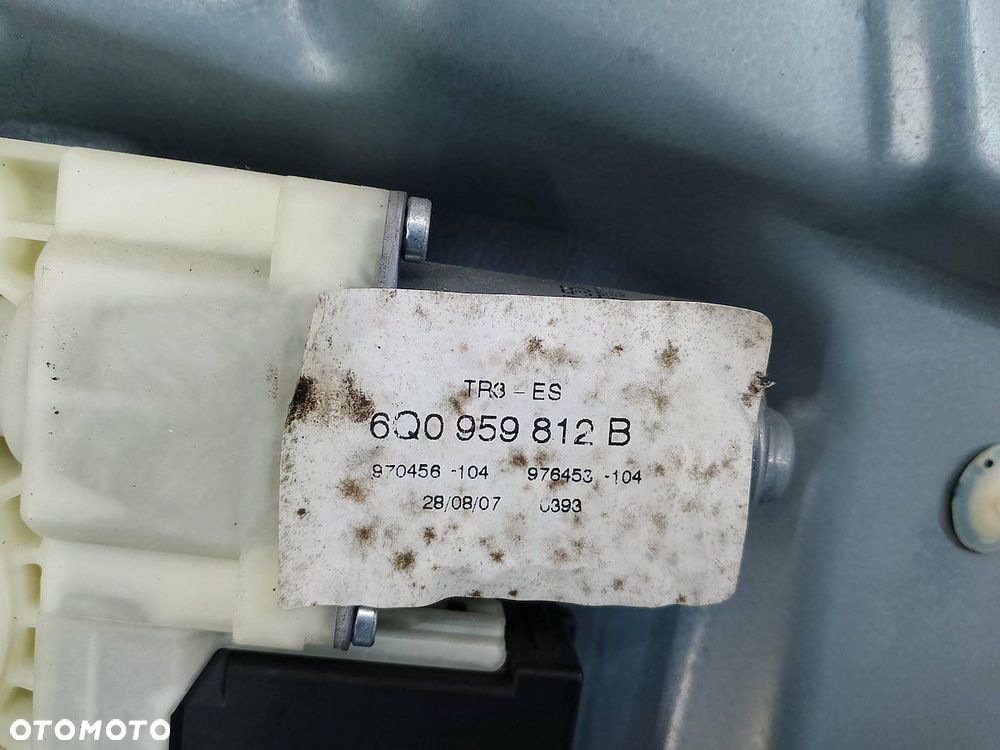 PODNOŚNIK SZYBY PRAWY TYŁ Z STELAŻEM SEAT IBIZA III 6L4839752AJ  6Q0959812B - 7