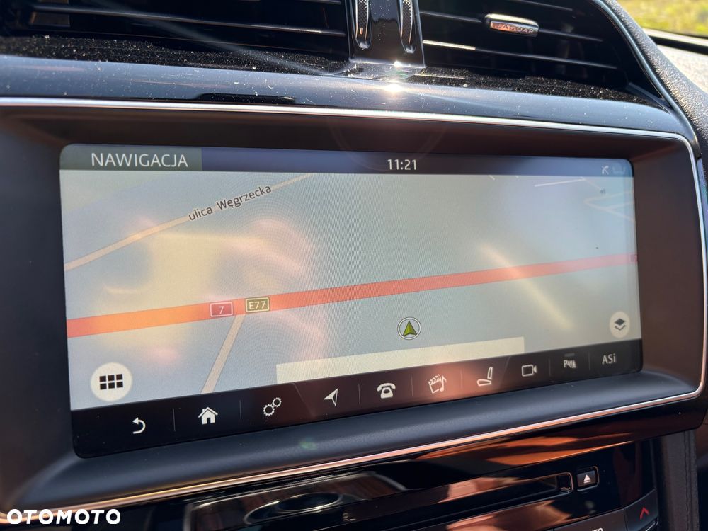 Jaguar F-Pace 2.0 i4D AWD Prestige - 38