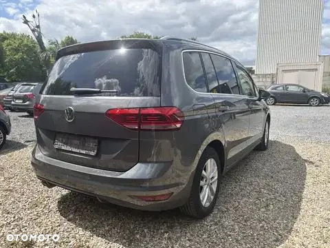 Volkswagen Touran 2.0 TDI SCR (BlueMotion Technology) DSG Highline - 8