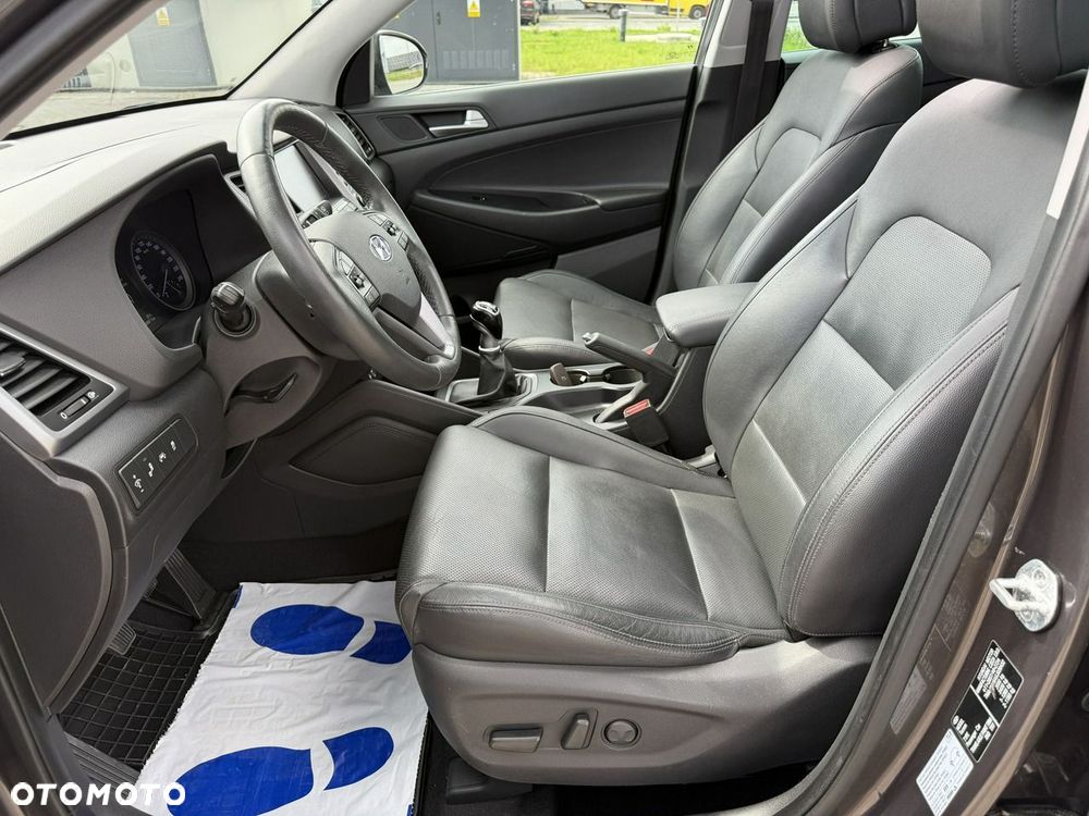 Hyundai Tucson blue 1.7 CRDi 2WD Trend - 18