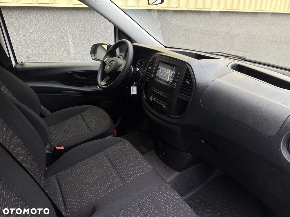 Mercedes-Benz Vito Tourer - 17