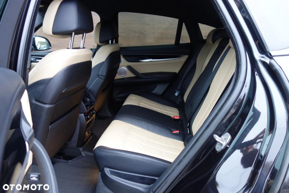 BMW X6 xDrive50i M Sport - 34