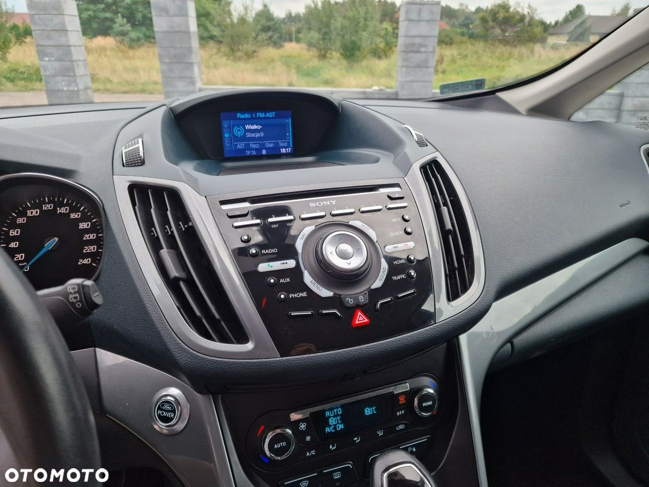 Ford Grand C-MAX 2.0 TDCi Titanium - 23