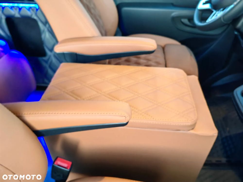 Mercedes-Benz Sprinter - 7