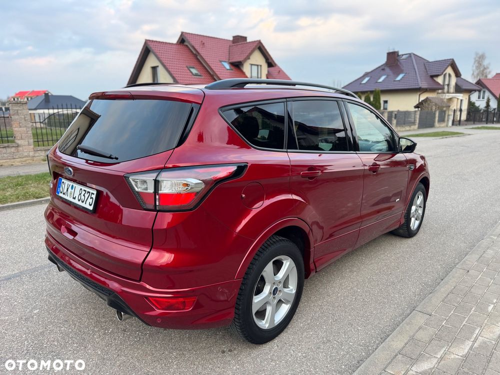 Ford Kuga 2.0 TDCi 4x4 ST-Line - 4