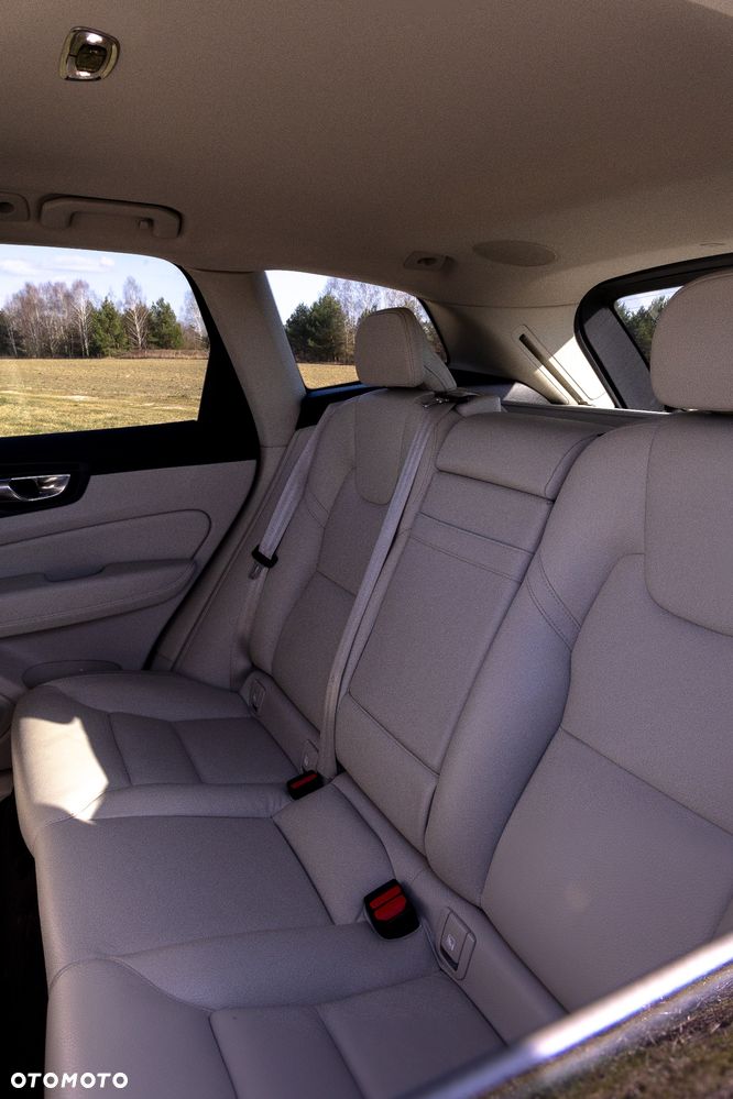 Volvo XC 60 D4 AWD Inscription - 23