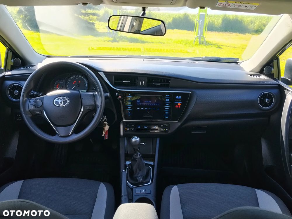 Toyota Auris 1.33 VVT-i Active - 9