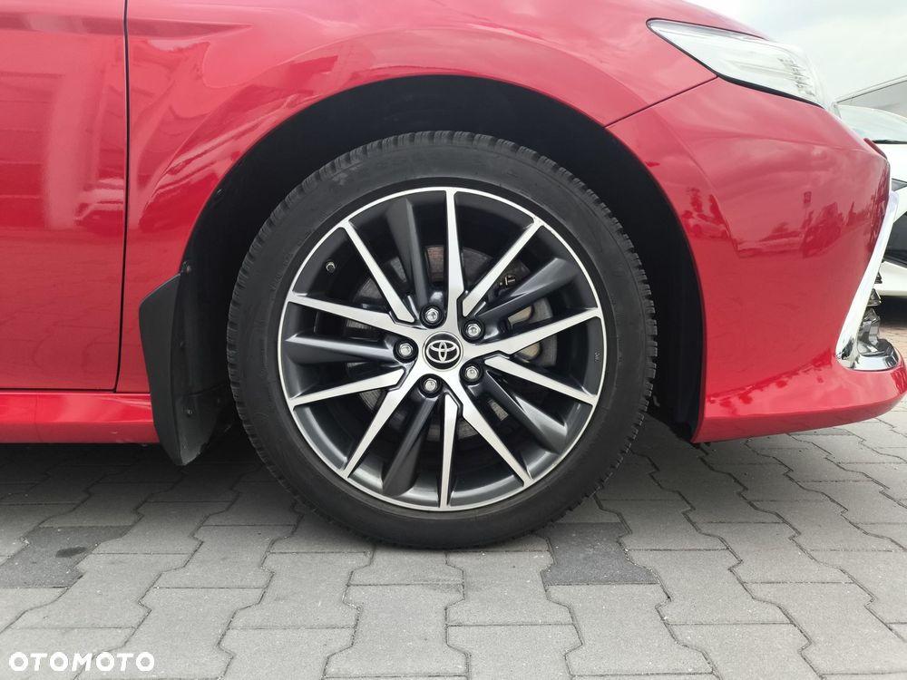 Toyota Camry 2.5 Hybrid Executive CVT - 16