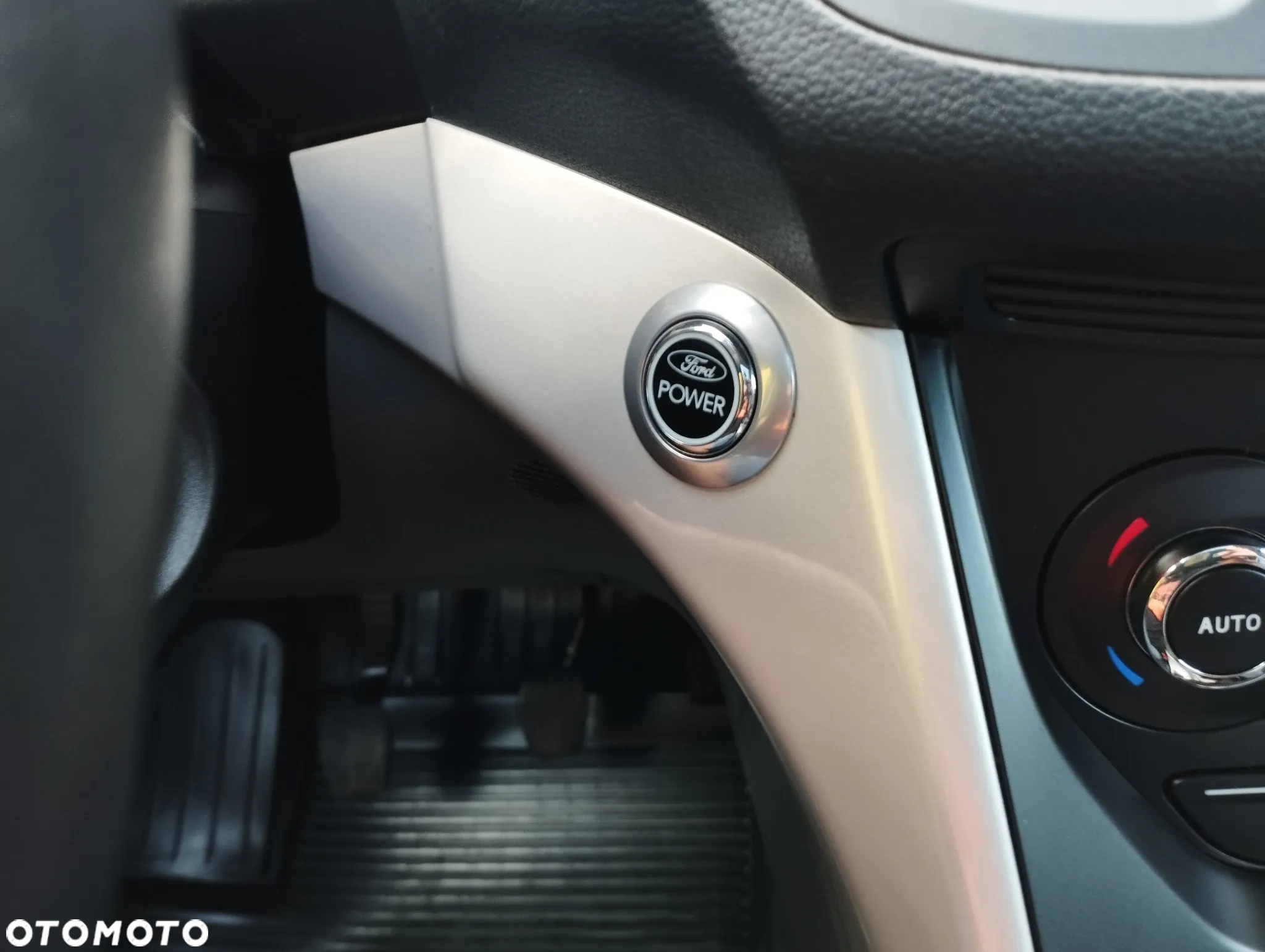Ford C-MAX 1.6 EcoBoost Start-Stop-System Titanium - 29