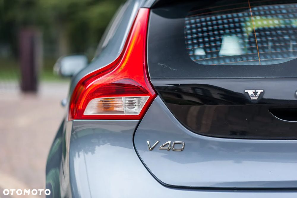 Volvo V40 T2 Drive-E Kinetic - 9