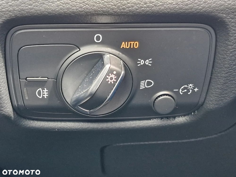 Audi A3 Limousine 2.0 TDI (clean diesel) S tronic Attraction - 14