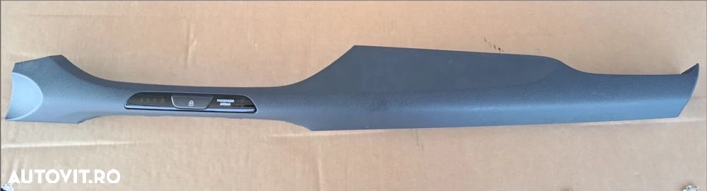 Ornament trim central bord Comutator buton central blocare/deblocare Usi Hyundai i30 PD gen 3 2017-2024 - 1