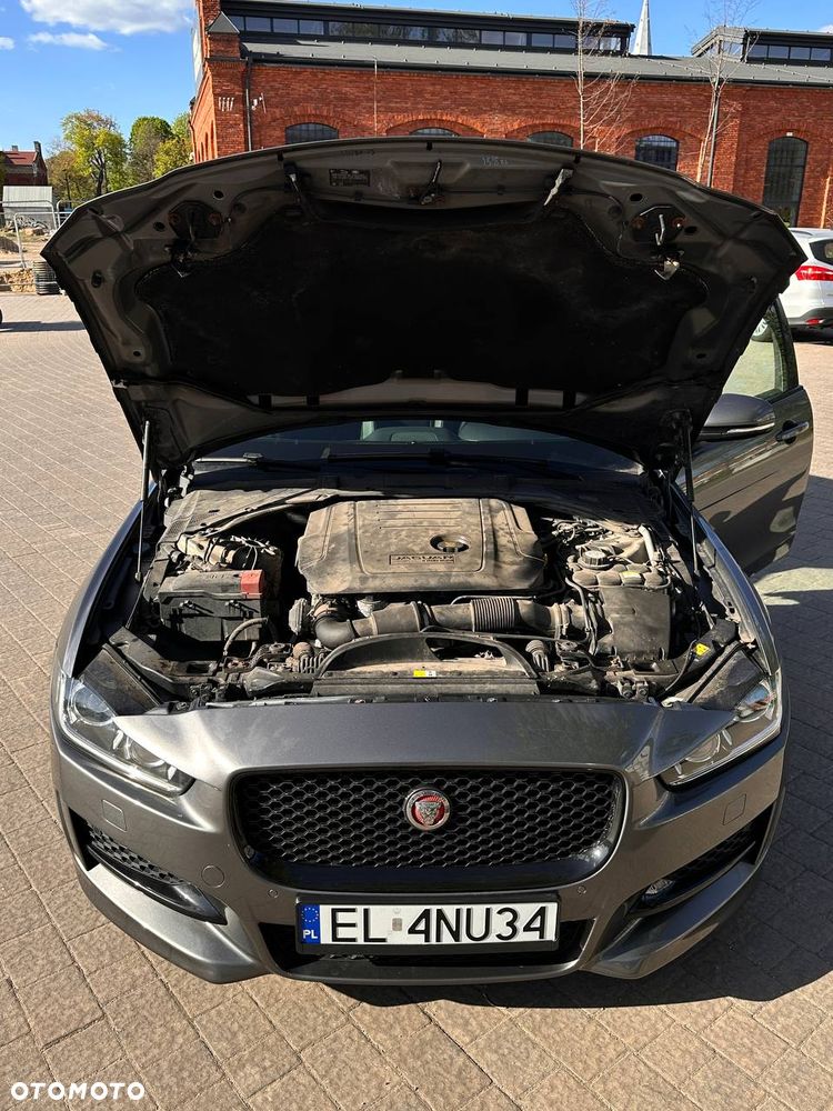 Jaguar XE 20d R-Sport - 5