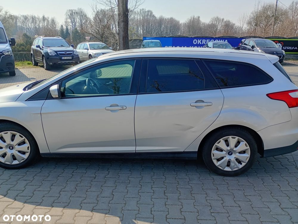 Ford Focus 1.6 Edition - 15