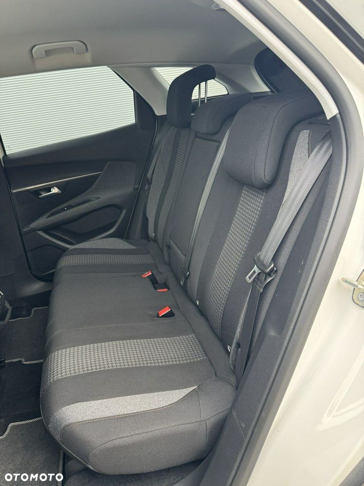 Peugeot 3008 - 21
